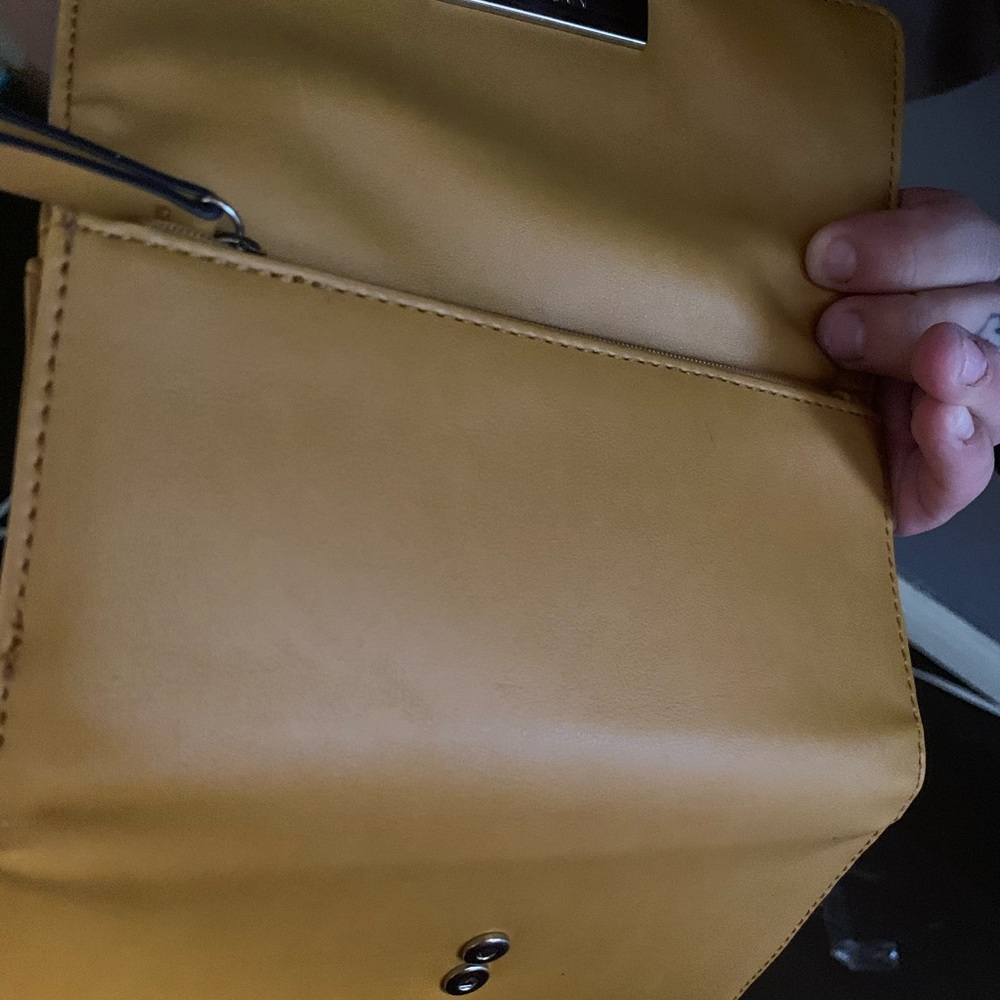 Nine West wallet